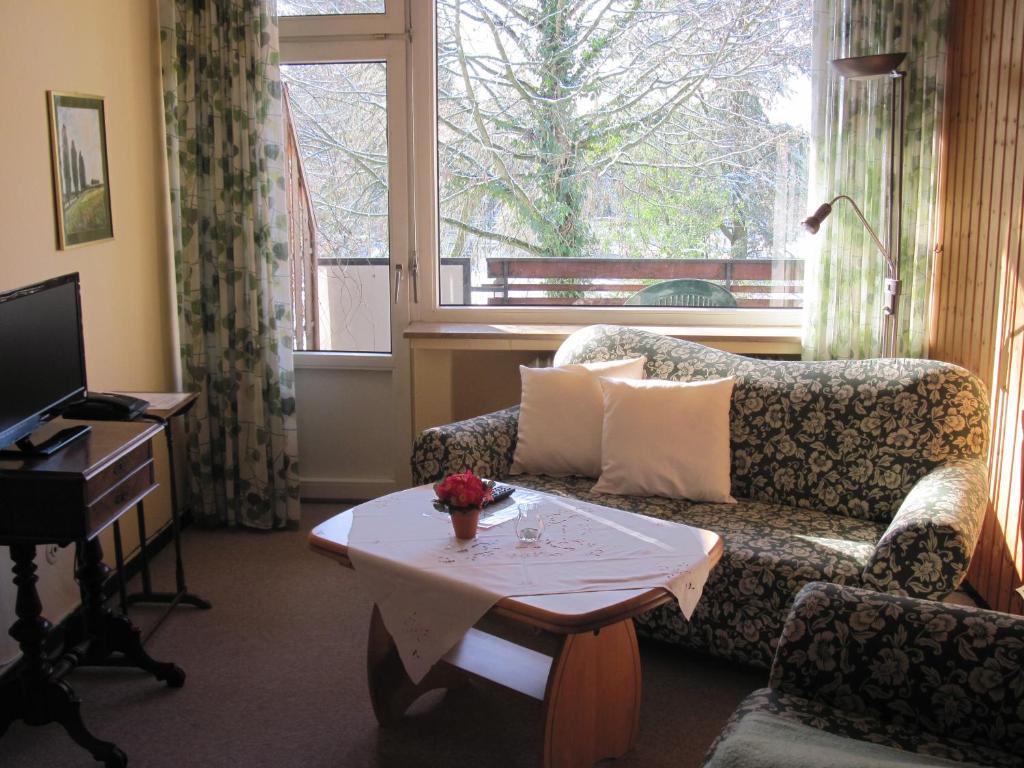 Hotel-Cafe "Schauinsland" Horn-Bad Meinberg Rum bild