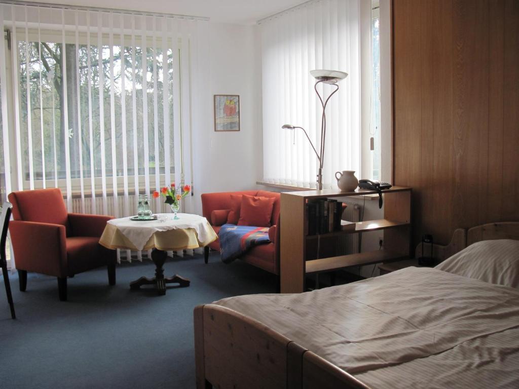 Hotel-Cafe "Schauinsland" Horn-Bad Meinberg Exteriör bild